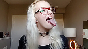 Oral Fixation Long Tongue Finger Sucking Spit Play...