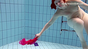 Lenka Enjoys Nude Erotic Sexy Swimming...