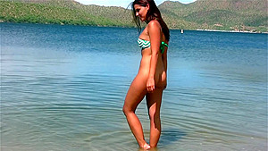 Perfect Brunette Cali Goes Bottomless Outdoors By Lake...