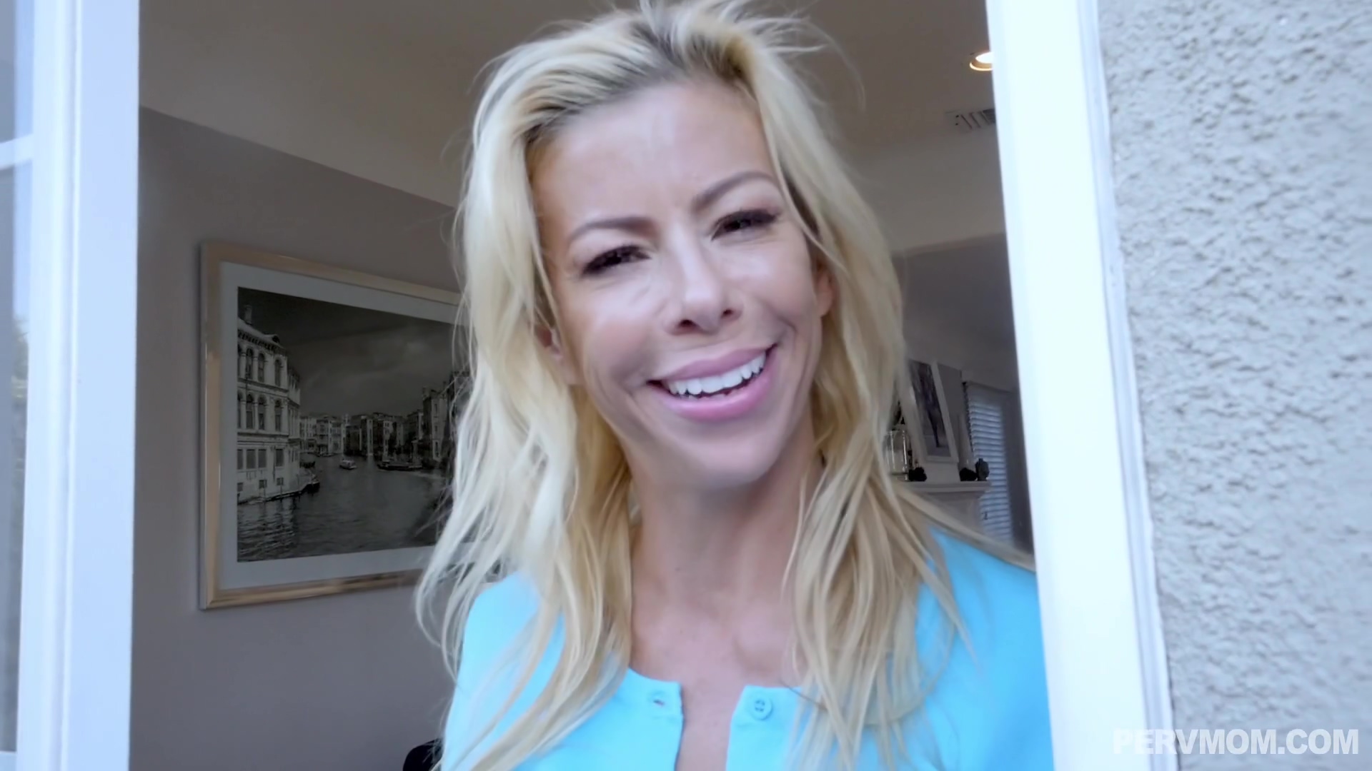 Alexis Fawx Benefits Of A Big Titted Step Mother