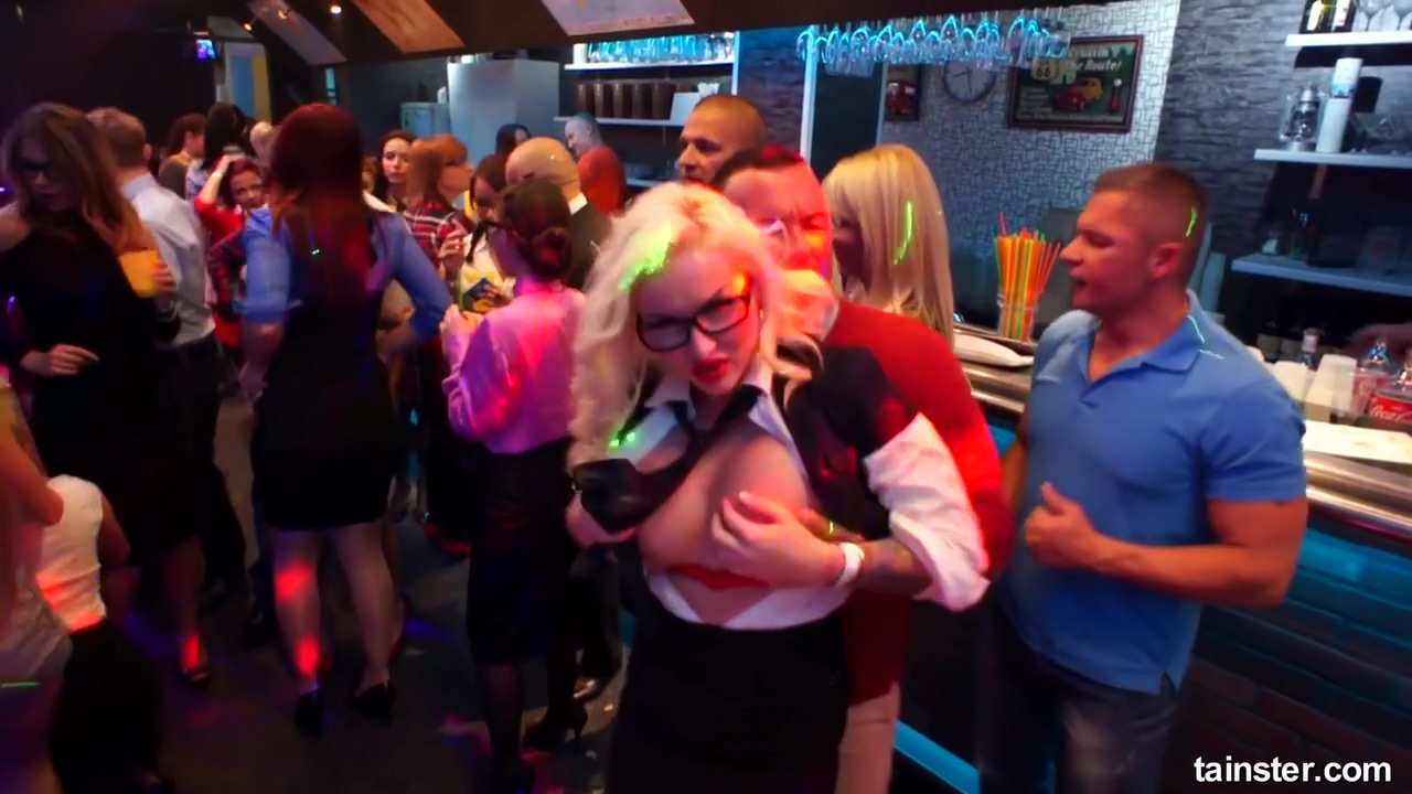Drunk Sex Party In The Crazy Czech Night Club - HdZog photo photo